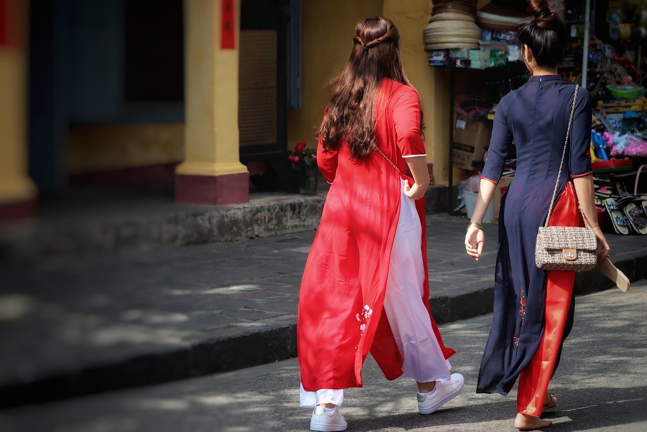 Tử vi tuổi Nhâm Thân 1992 năm 2026: Bước ngoặt sự nghiệp rực rỡ