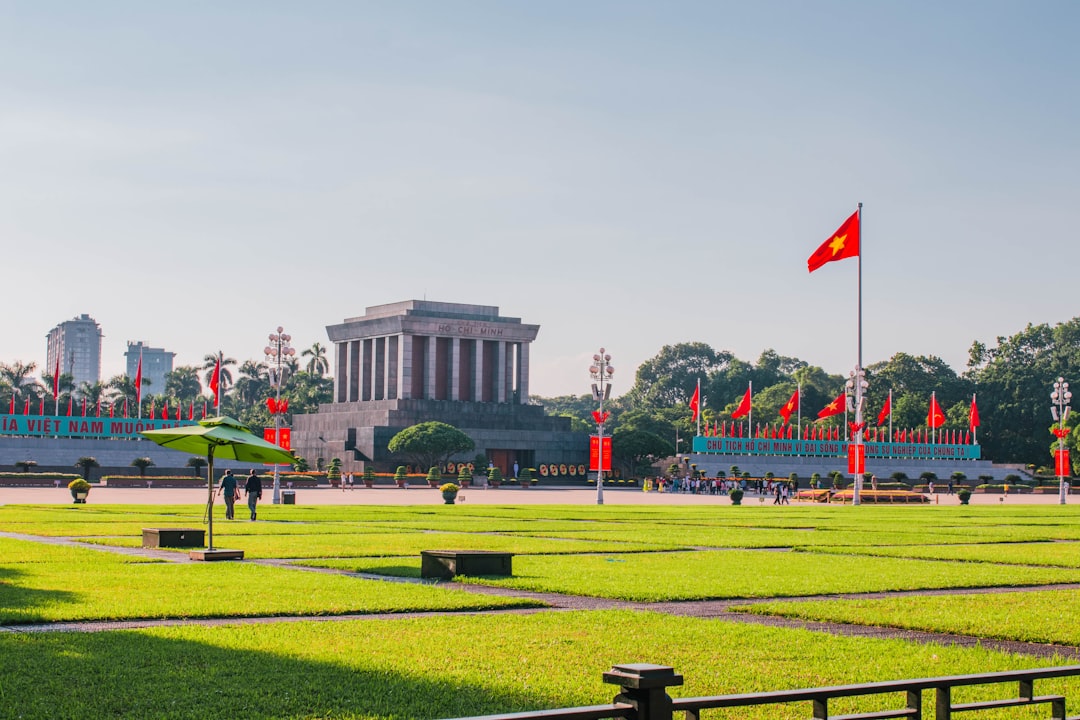 Ngày tốt tháng 7/2026 để mua vàng, mua nhà đất — tra cứu theo lịch âm tháng 5